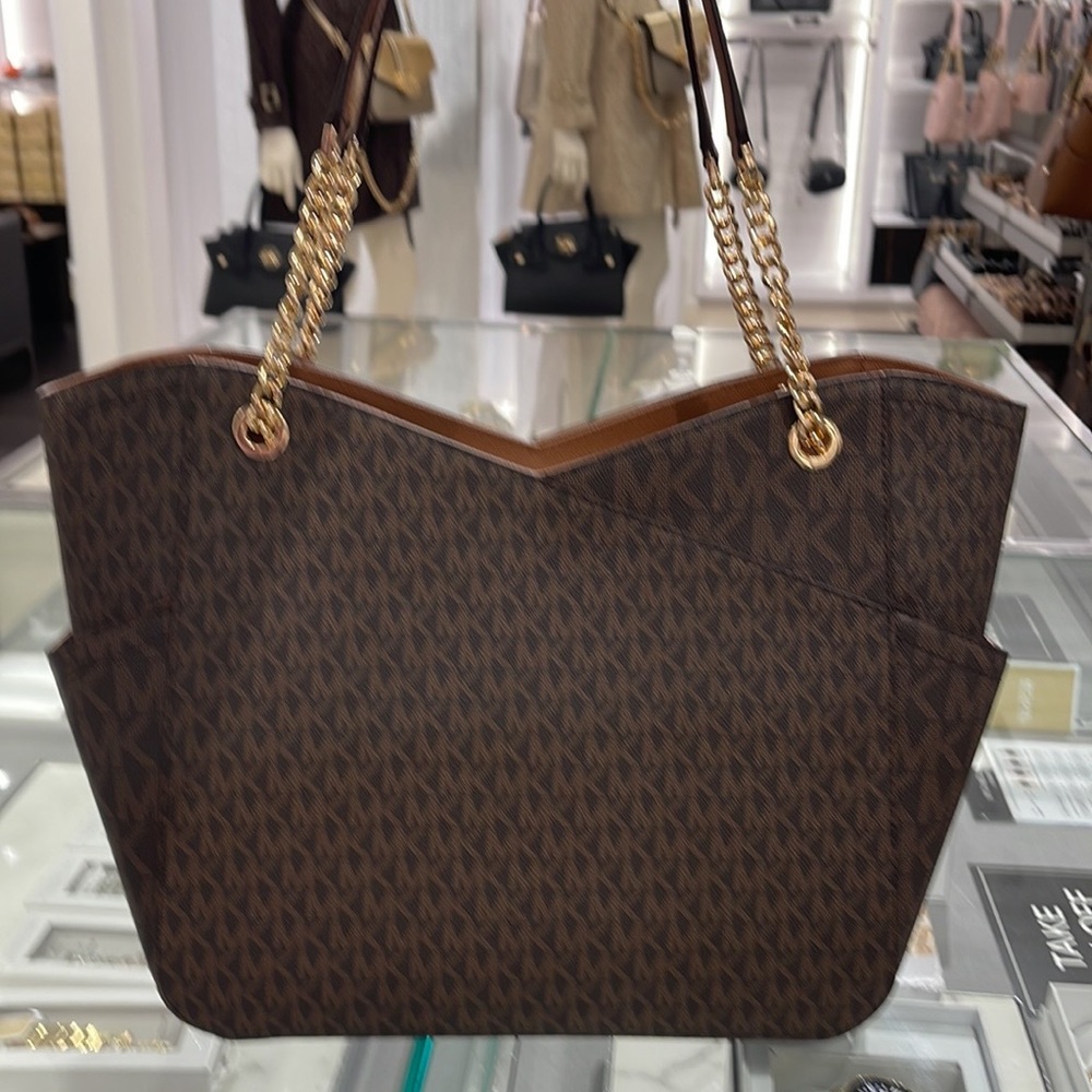 Michael Kors Jet Set Travel Large Chained Tote Shoulder Bag MK Brown 
NWT - Picture 8 of 16